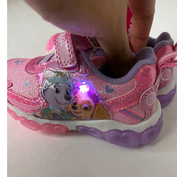 Nickelodeon Paw Patrol Light-Up Shoes - Toddler Size 6 - Picture 6 of 10